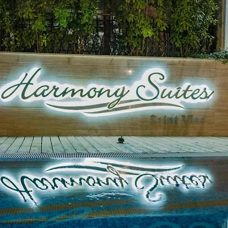 Menada Harmony X מלון סבטי ולאס