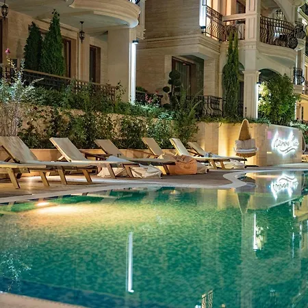 Menada Harmony X ホテル 3*