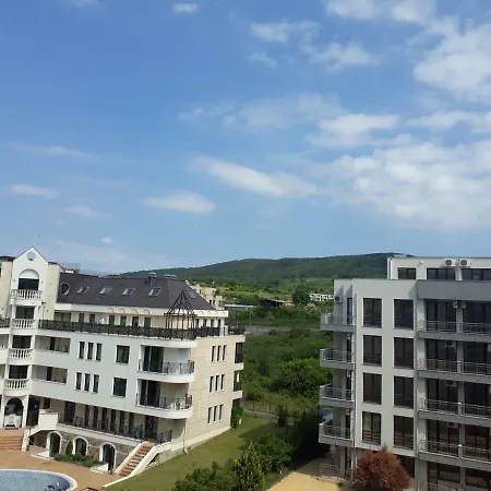 ホテル Menada Harmony X 3*